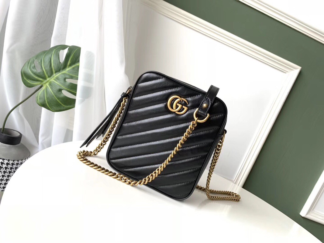 GUCCI/古奇2018新款秋冬 Marmont 系列迷你皮革方形550155手袋 16.5（宽）x 19.5（高）x 7.5（深）