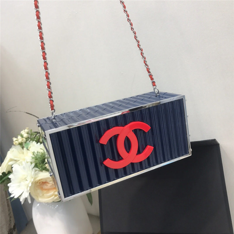  Chanel/香奈儿 18新款logo字母集装箱链条盒子女包C
