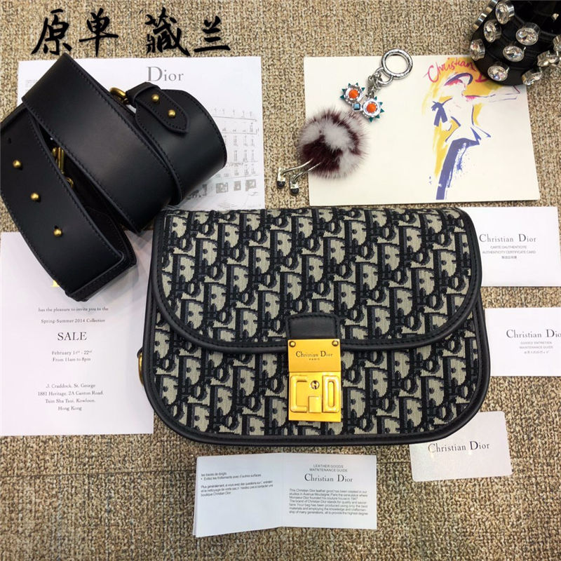 Dior/迪奥 新款 Dioraddict 翻盖印花logo帆布小方包链条包单肩斜挎包女包