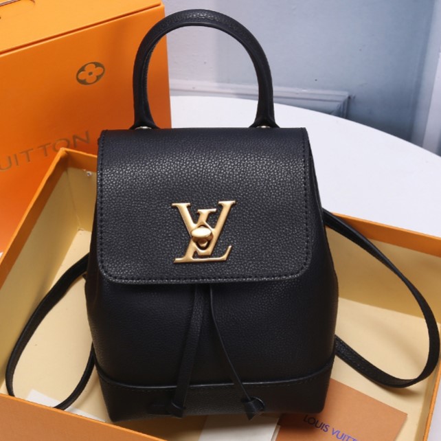 LV mini Lockme BACKPACK M54573  16.0 x 19.4 x 10.0 cm 