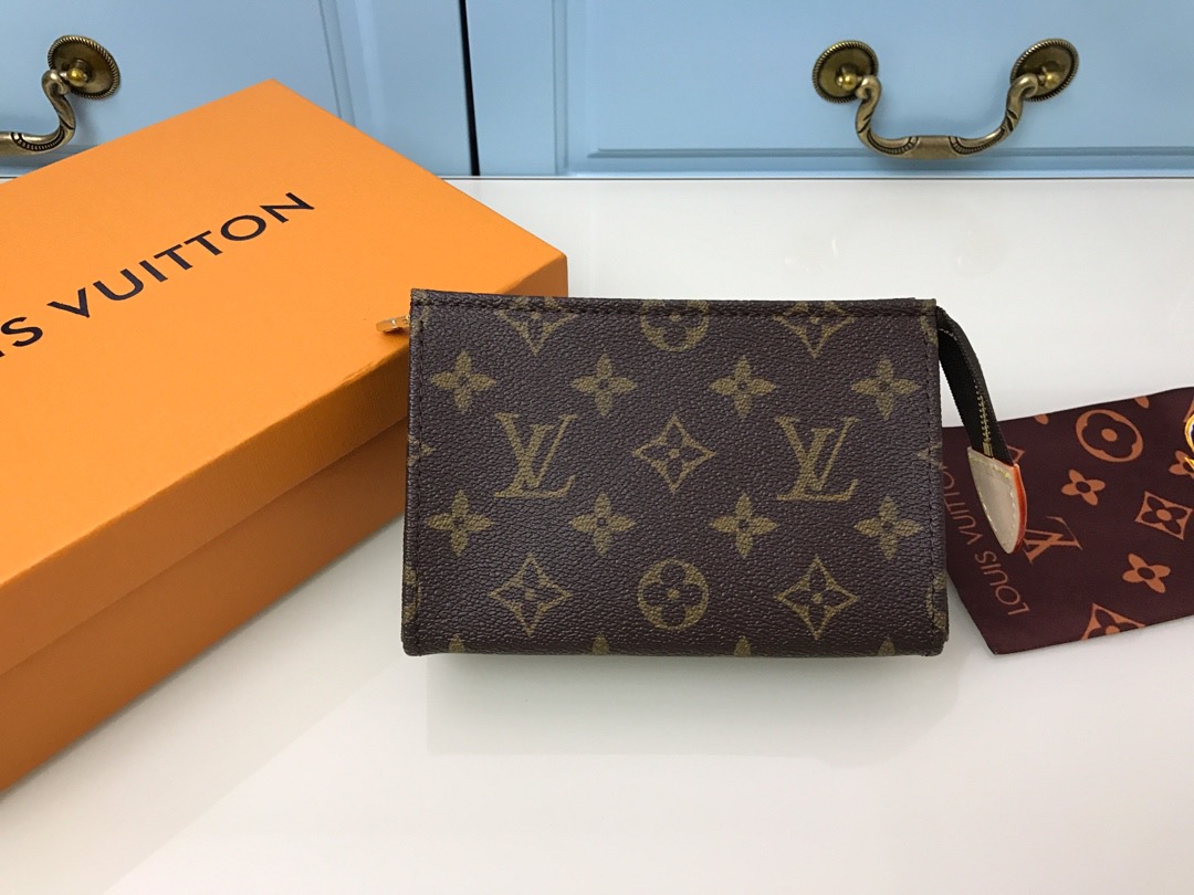 LV SMALL POUCH M47546 WALLET 15.0x10.0x4.5cm