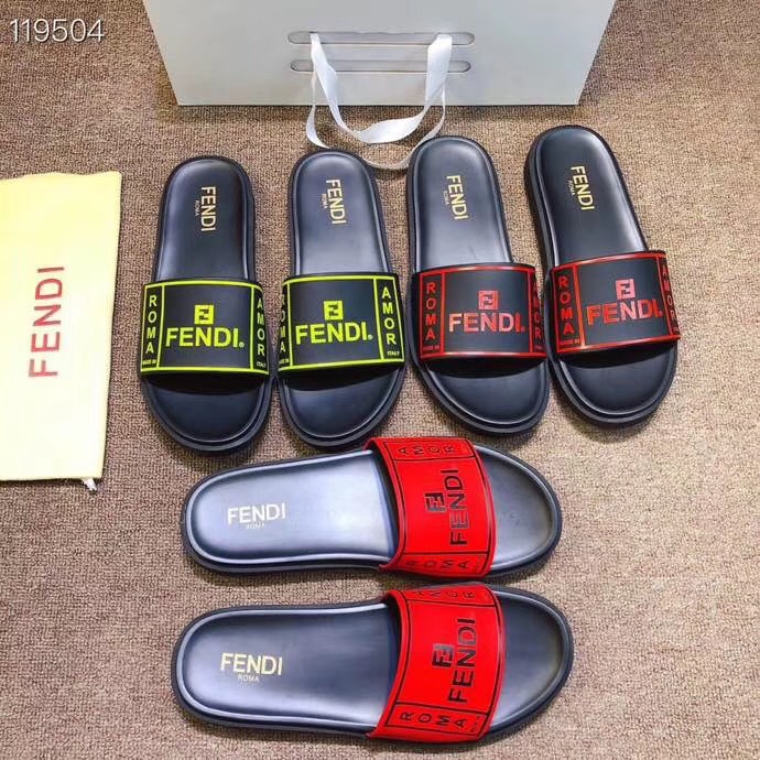 MENS SLIPPERS