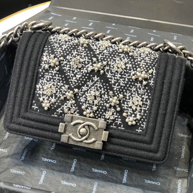 CHANEL LEBOY HANDBAG 20CM/25CM