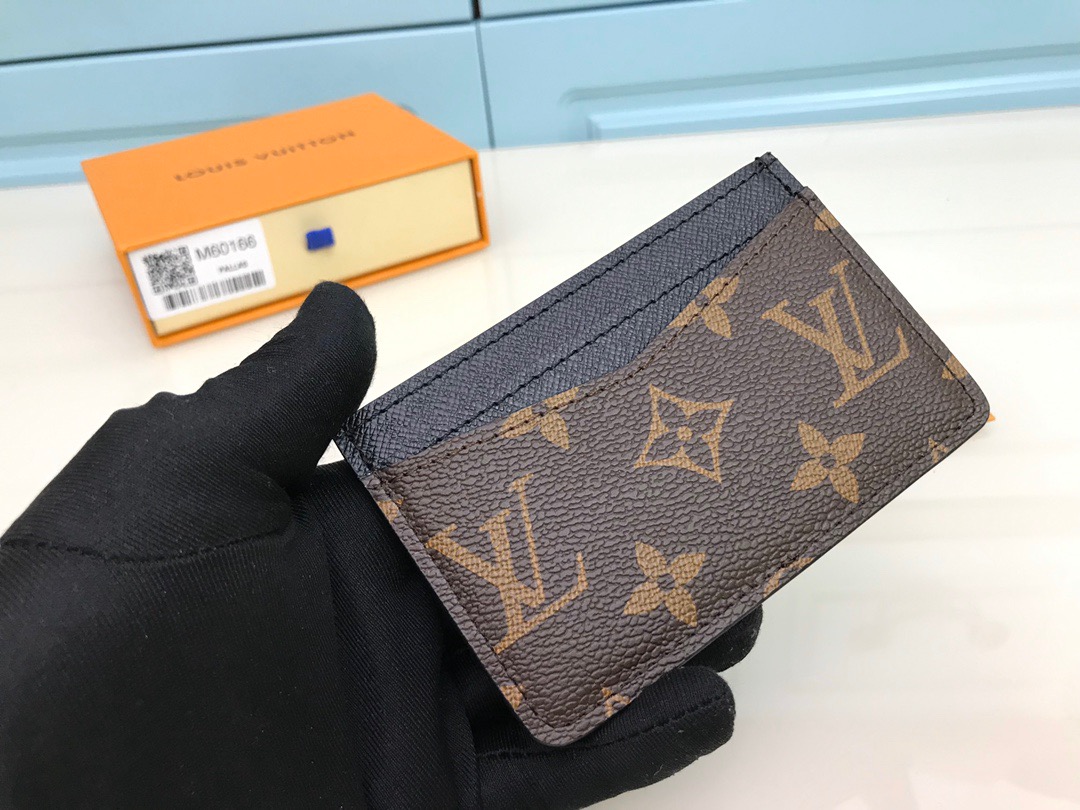 LV Neo CARD HOLDER M60166 11.0 x 7.0 x 0.6 cm 