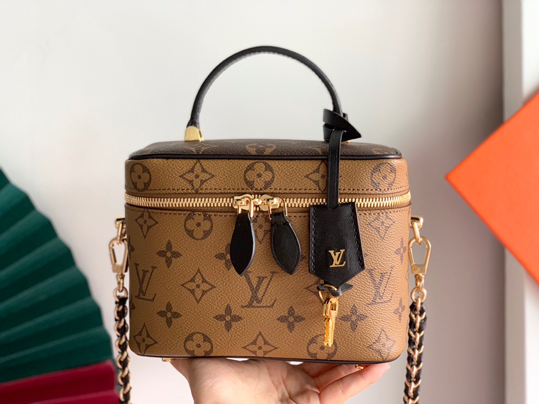 LV M42264 COSMETIC NICE BB BAG 14-19-10Cm