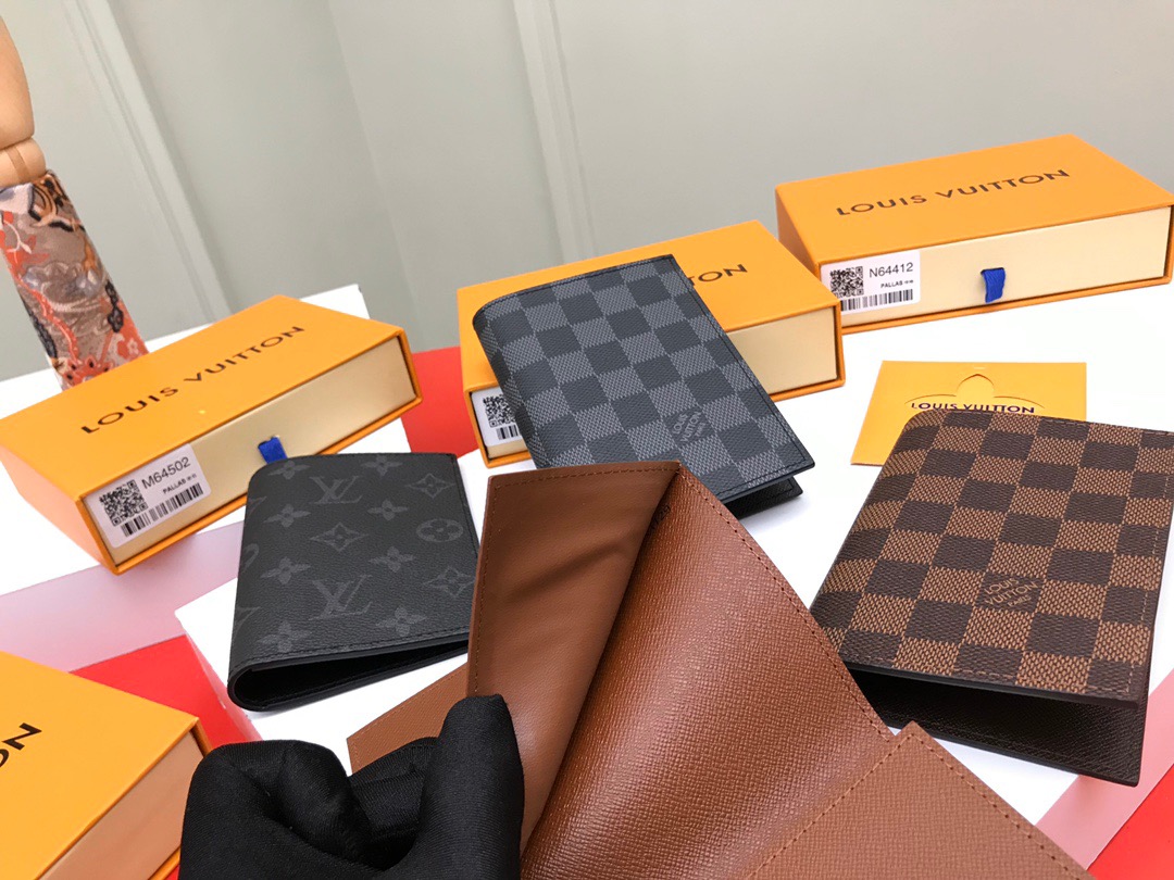 LV WALLETS MENS WOMENS