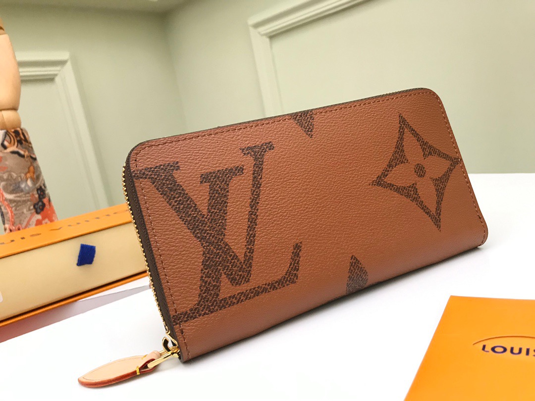 LV ZIPPY WALLET M67687 Giant Monogram Reverse 19.5 x 10.5 x 2.5 cm 