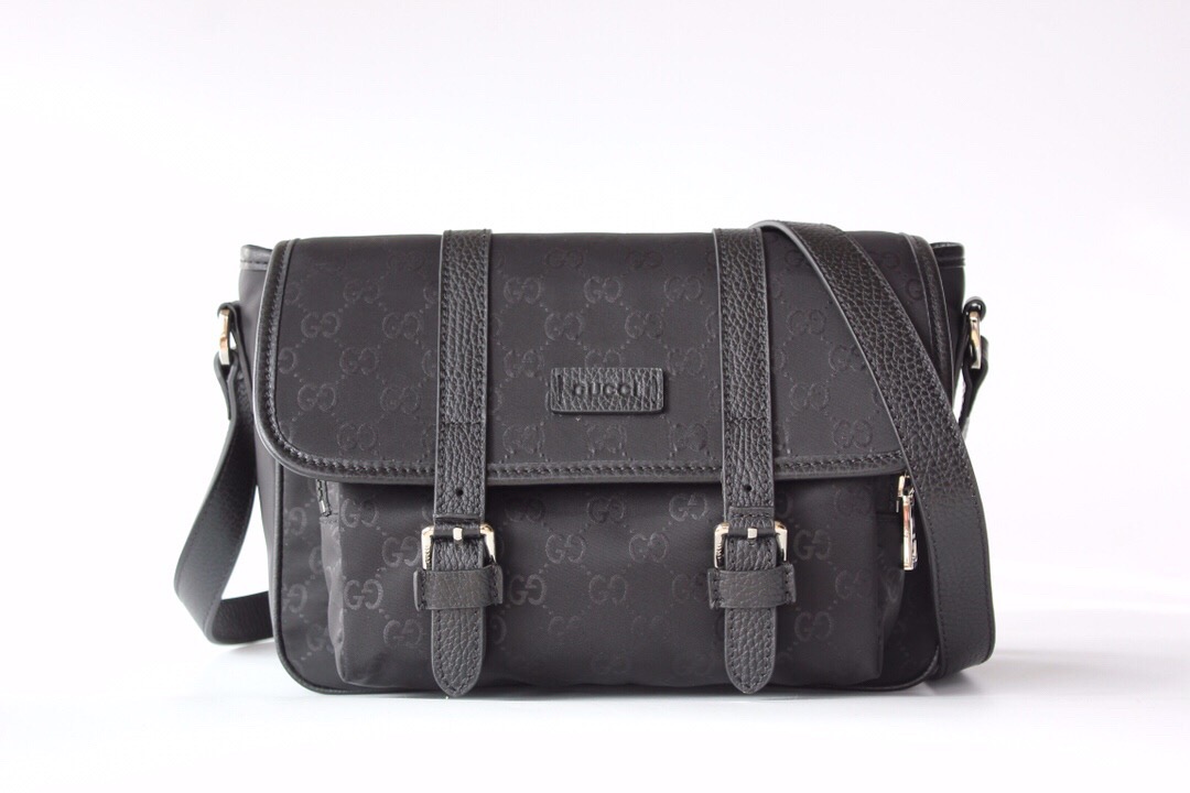 GUCCI MENS MESSENGER BAG 510335 27cmx20cmx12cm