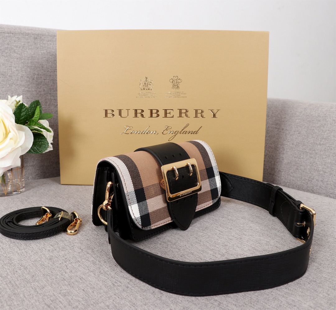 BURBERRY WOMENS HANDBAG