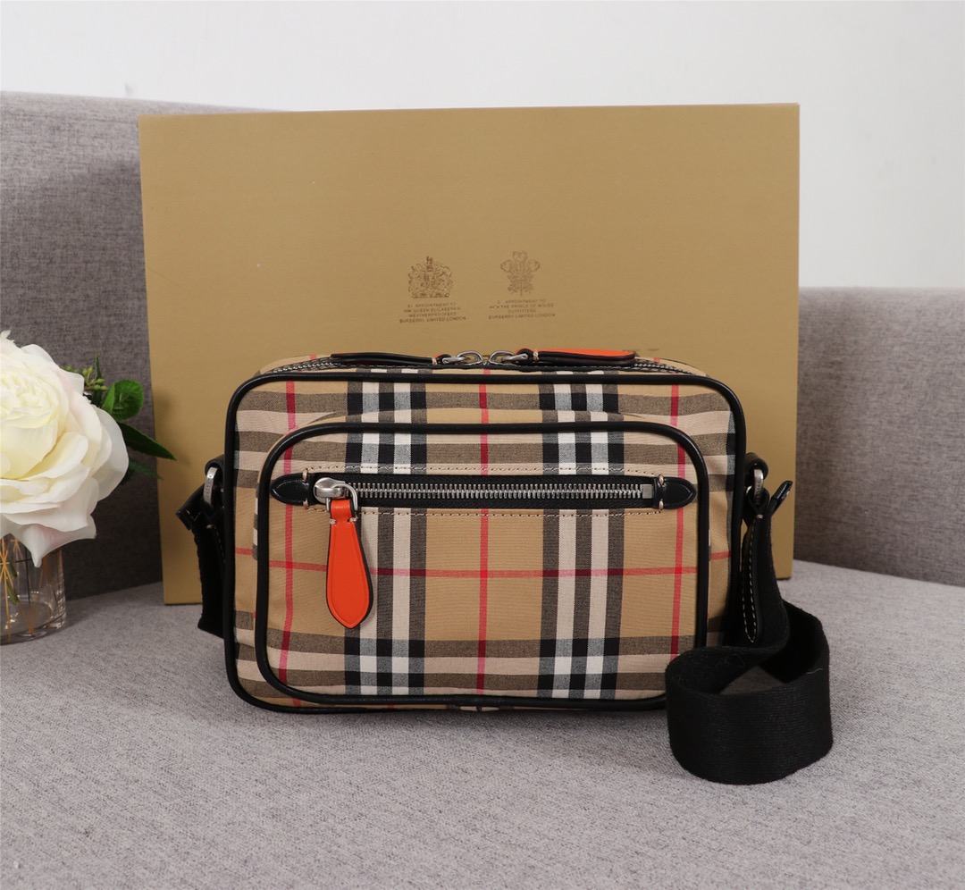 BURBERRY MENS BAG