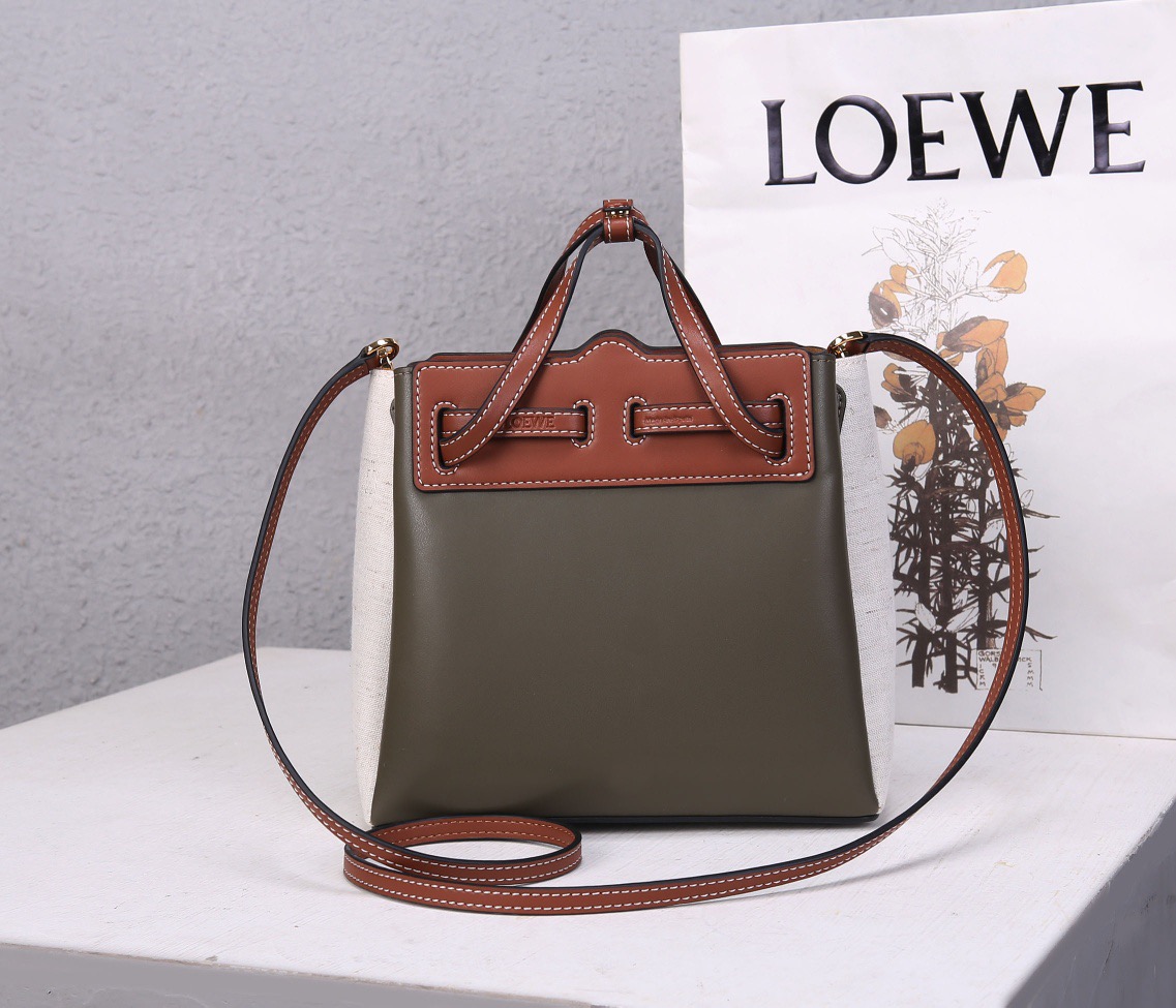 LOEWE Mini Lazo HANDBAG 8.5-19-22cm 051928