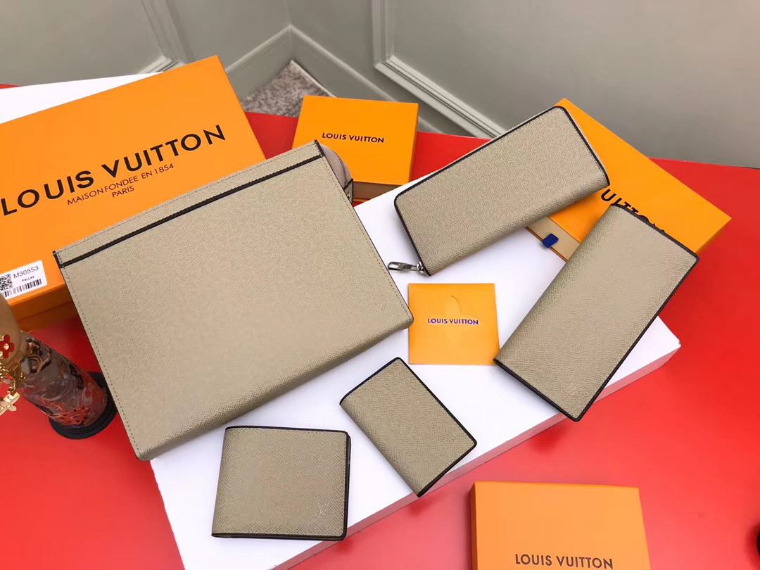 LV WALLET