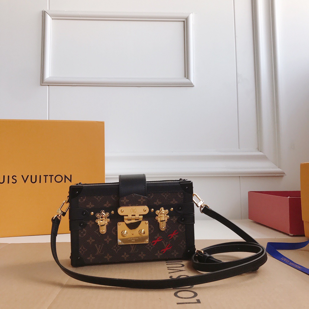 LV PETITE MALLE CLUTCH HANDBAG