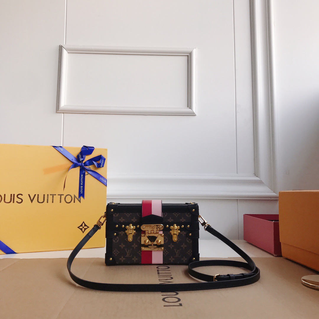 LV PETITE MALLE CLUTCH HANDBAG