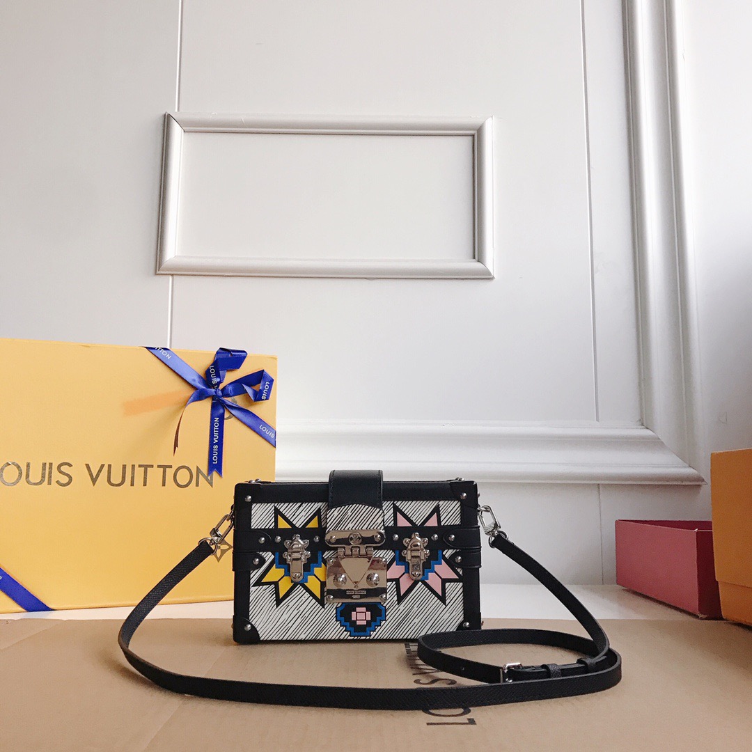 LV PETITE MALLE CLUTCH HANDBAG