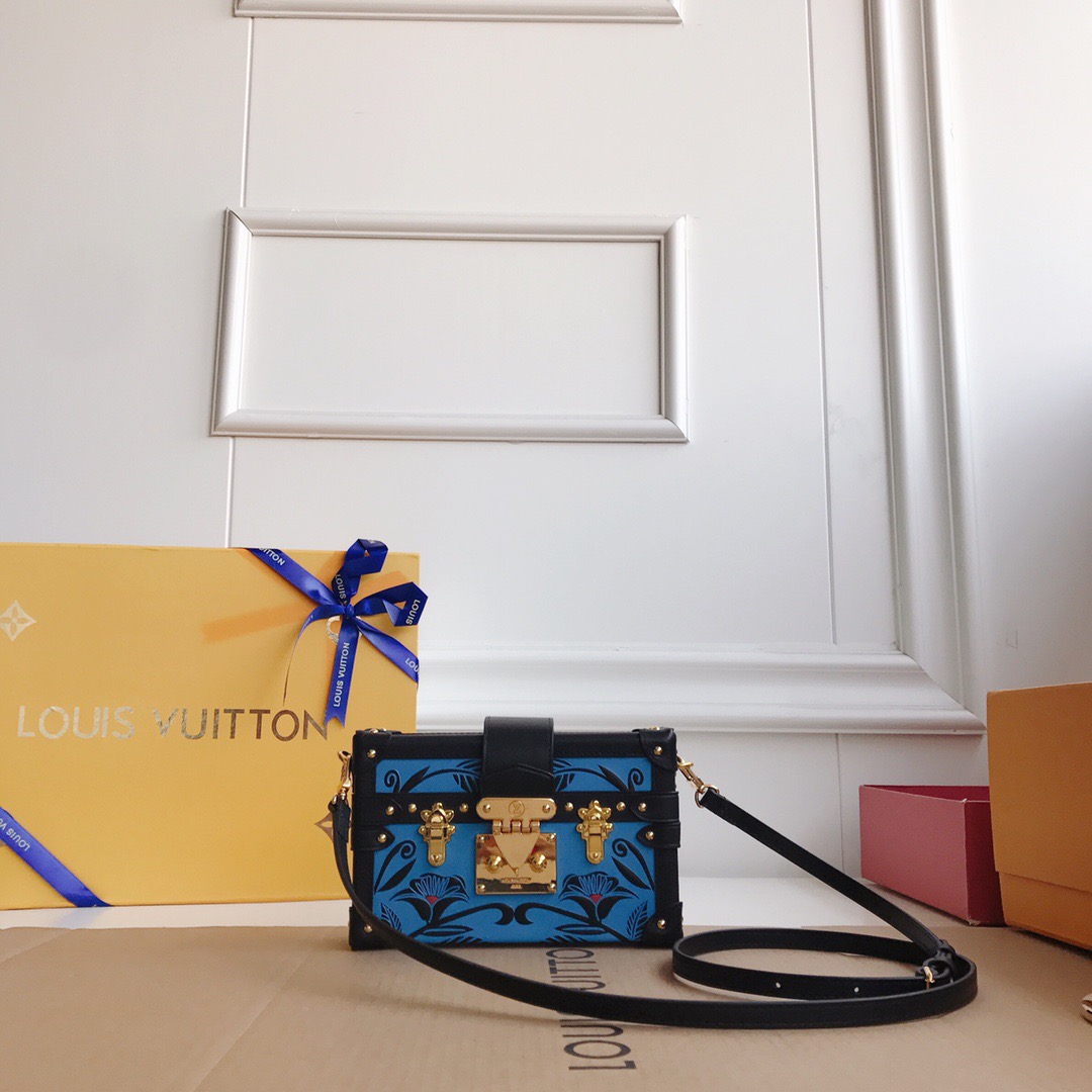 LV PETITE MALLE CLUTCH HANDBAG