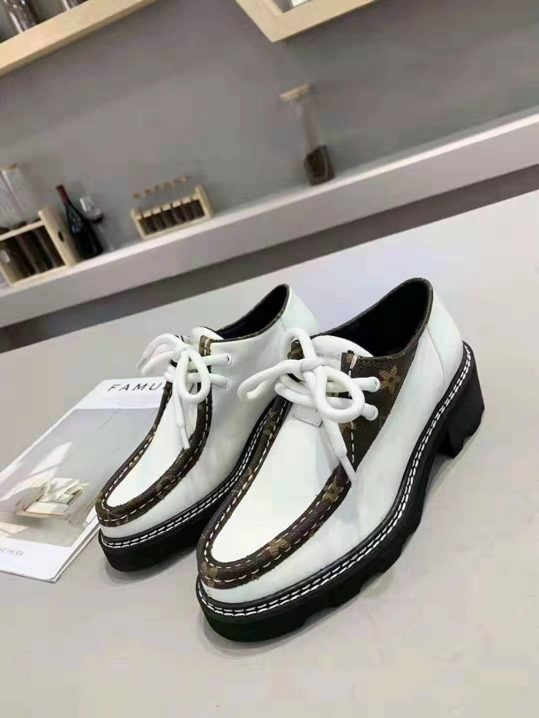 LV WOMENS SHOES