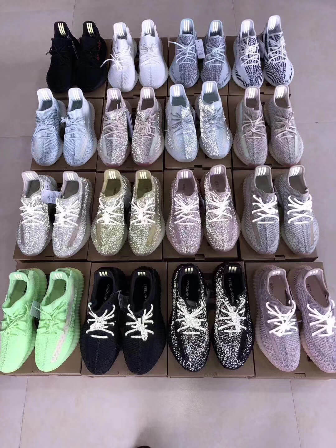 ADIDAS YEEZY