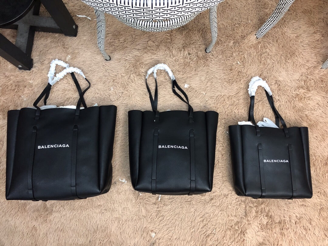 Balenciaga  BAG