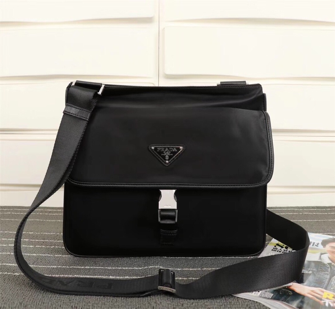 PRADA BAG