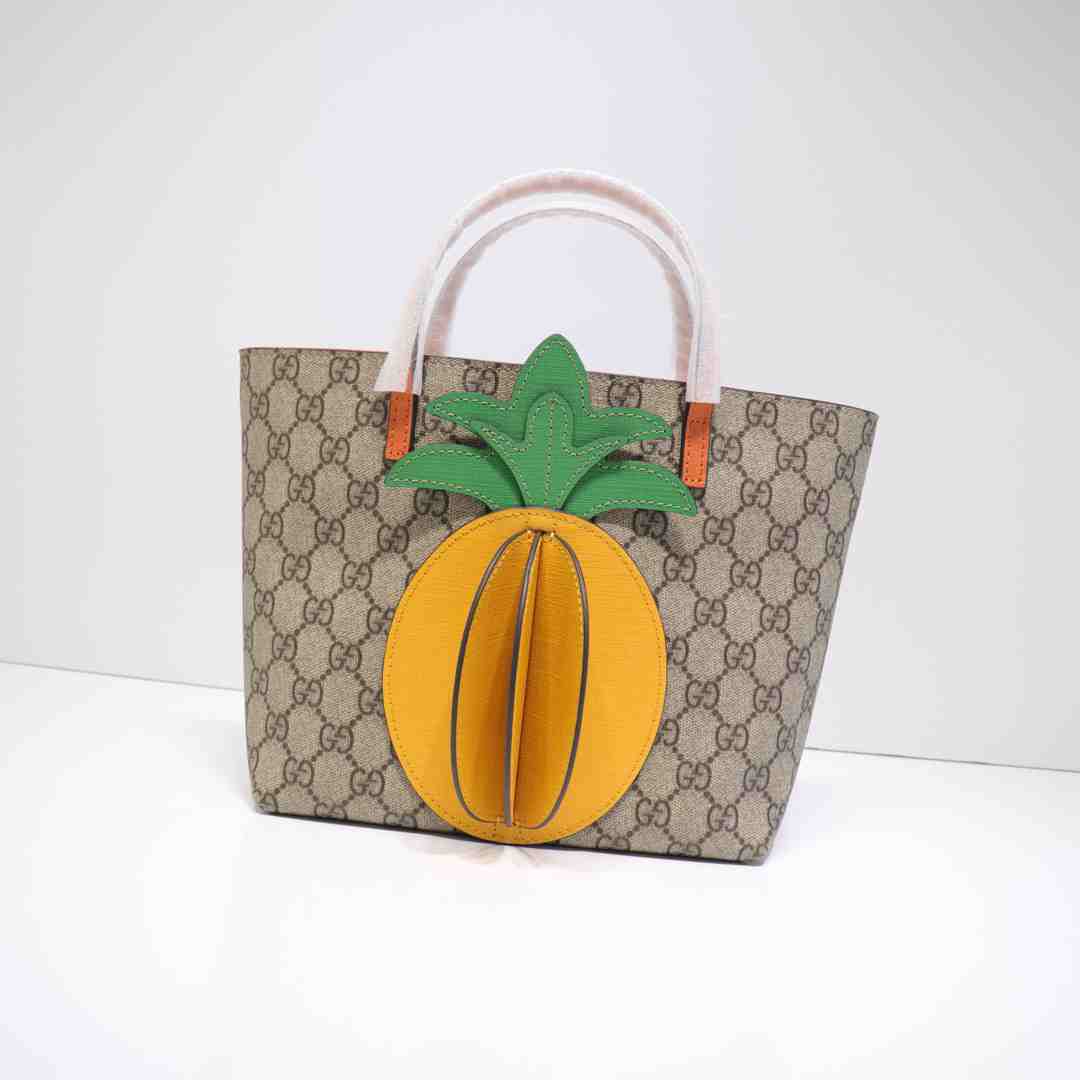 GUCCI CUTE HANDBAG 580840 21x20x10cm