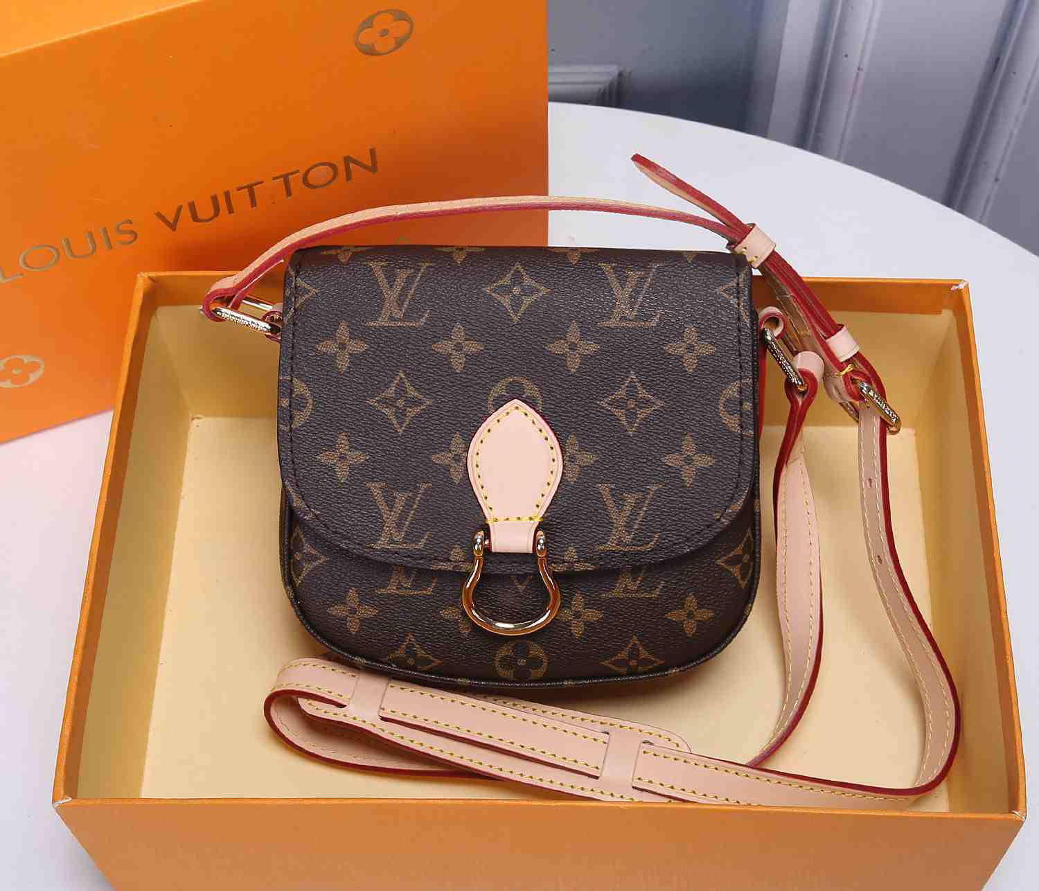 LV WOMENS CROSS BODY BAG M51244/51242 18-15-4CM