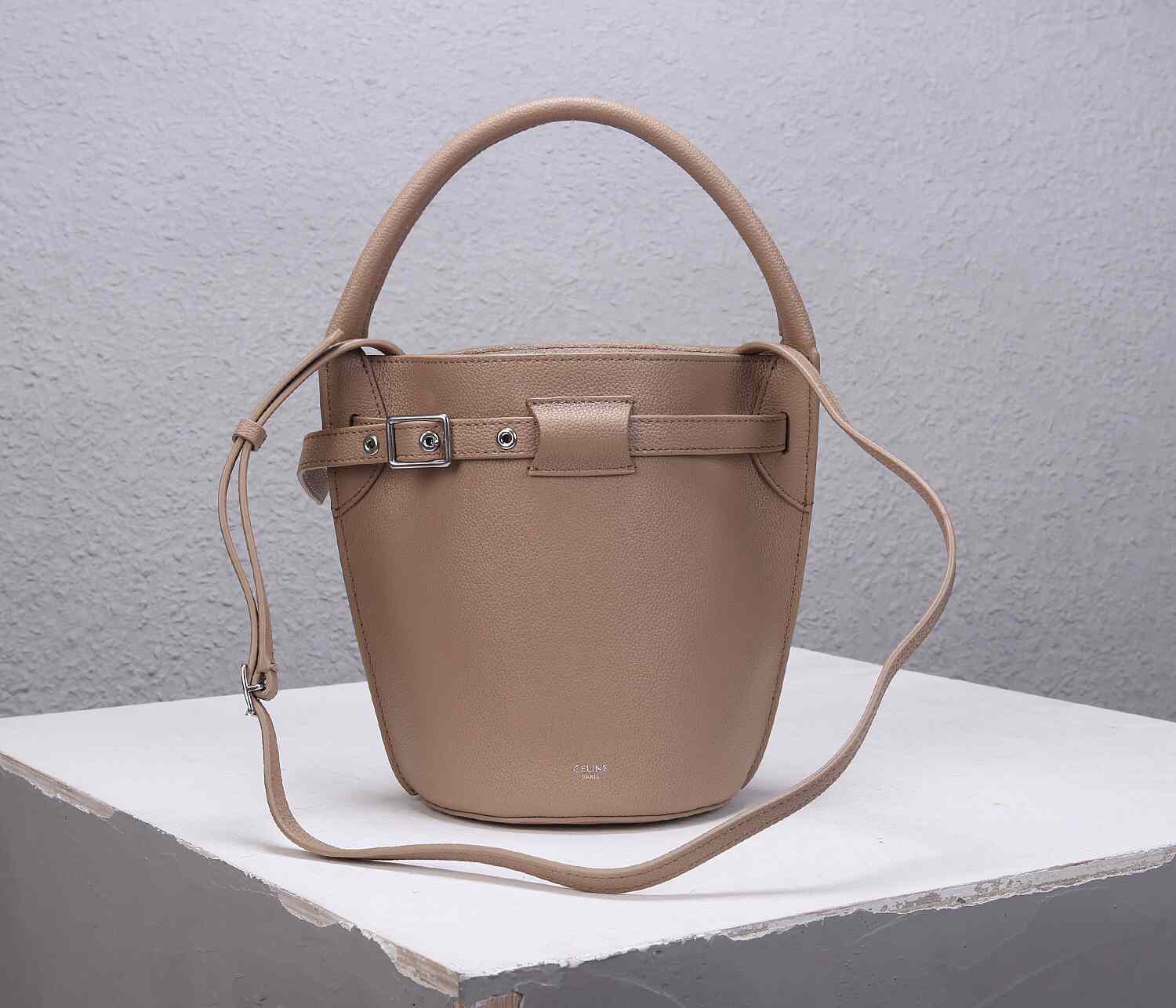 CELINE SMALL HANDBAG nano bigbag bucket 187243 21X15X15CM