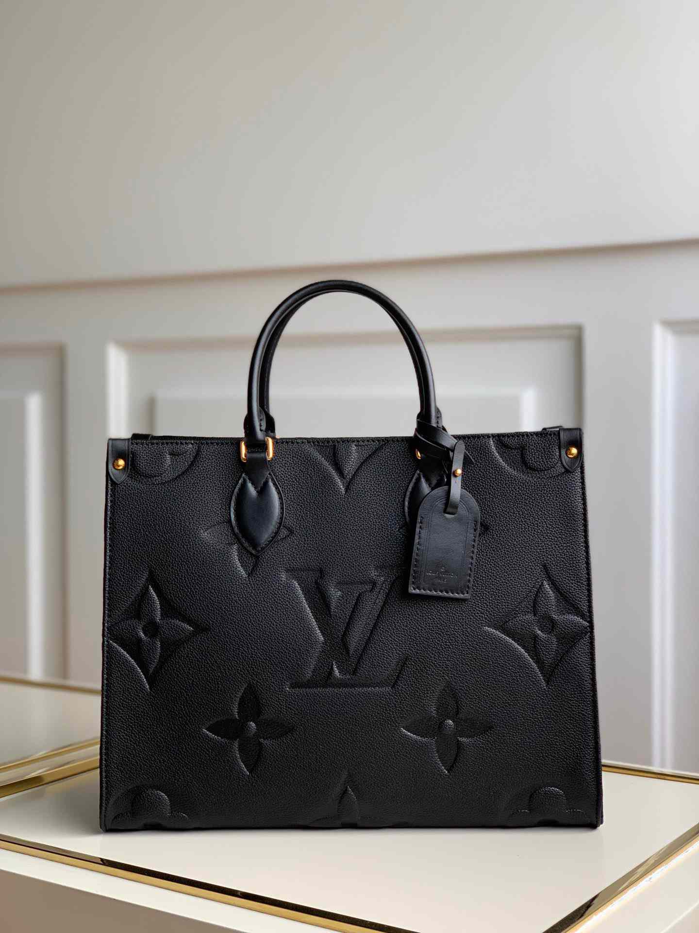 LV M45040 M44925 M45081 ONTHEGO SMALL PM HANDBAG 35.28.15cm 