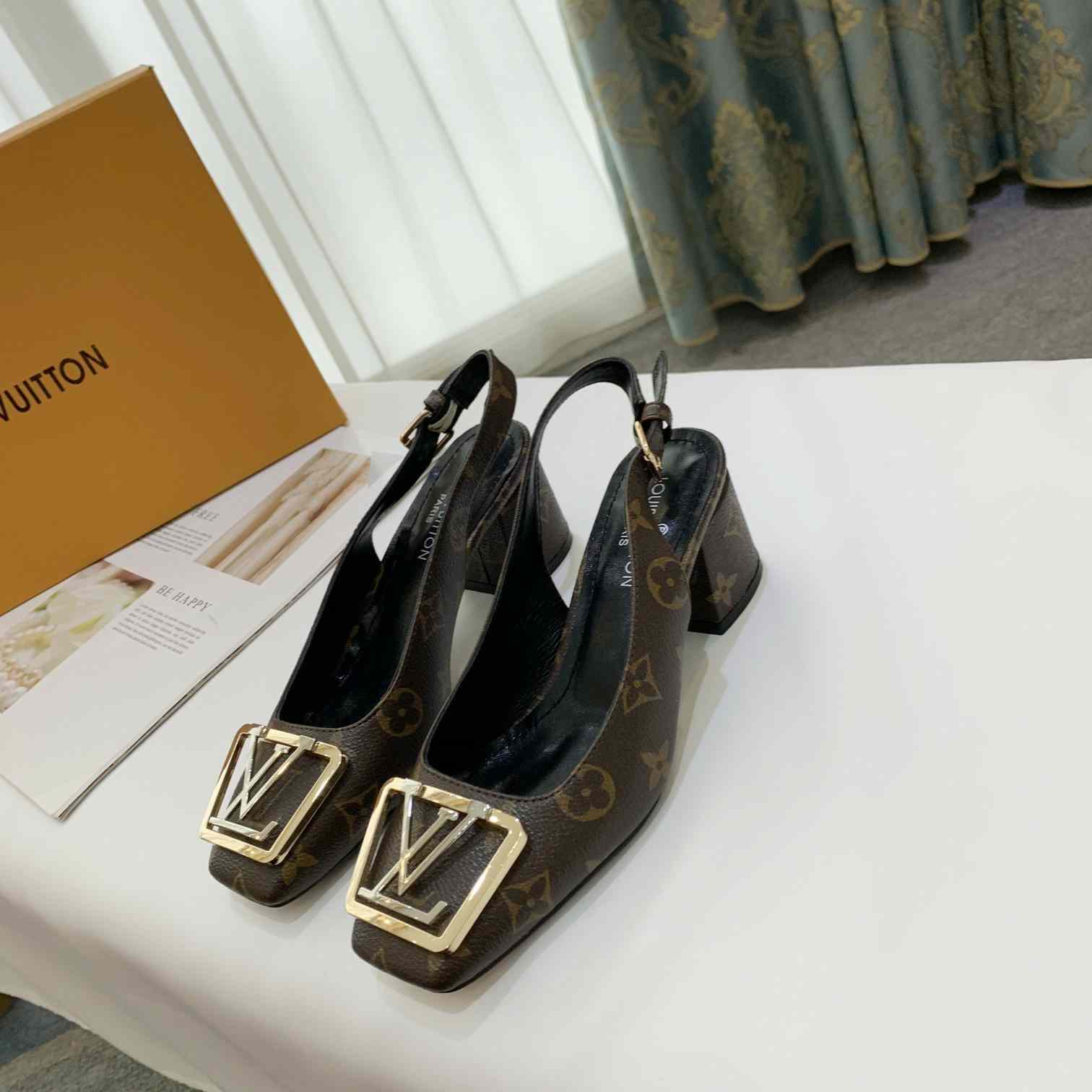 LV WOMENS SHOES