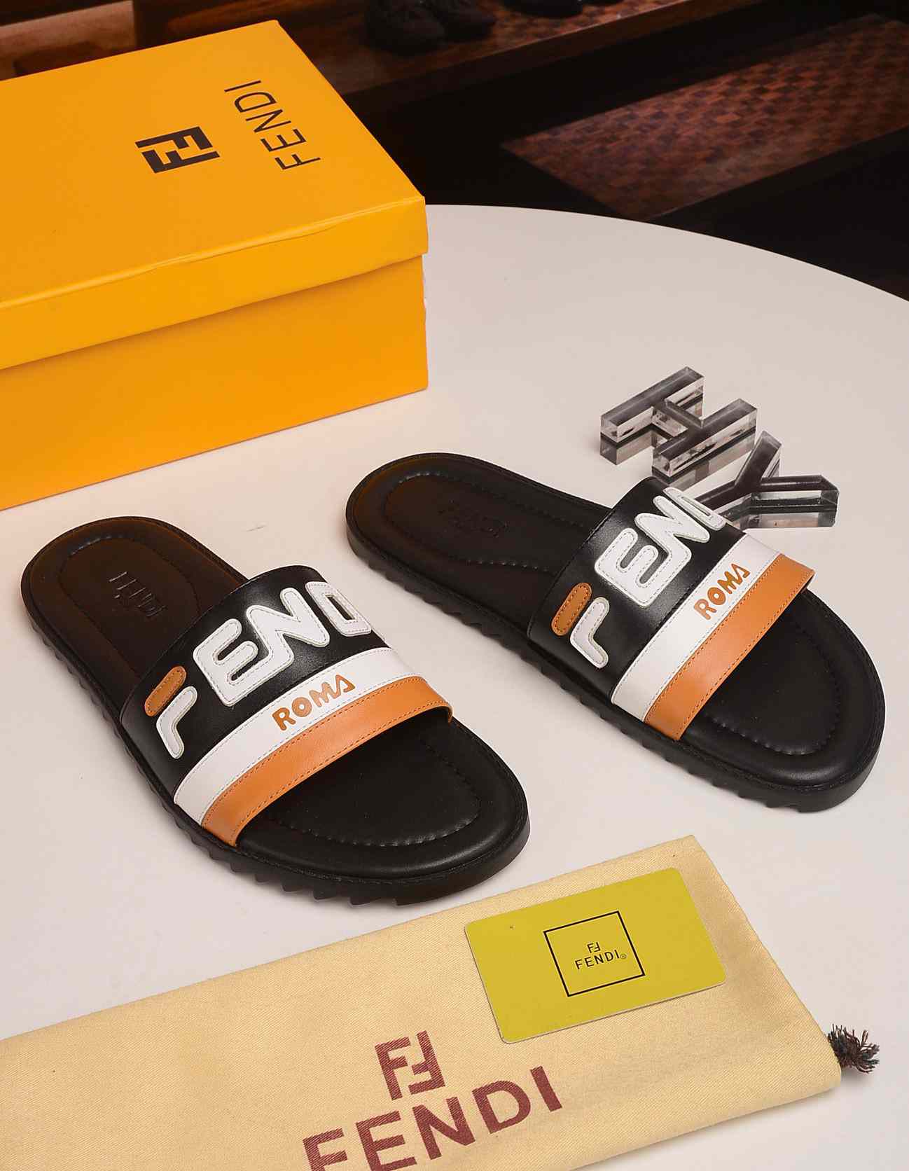 FENDI SLIPPERS 