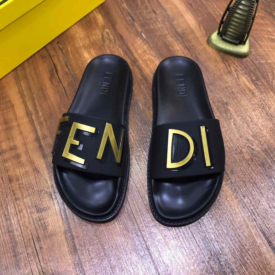 FENDI SLIPPERS 