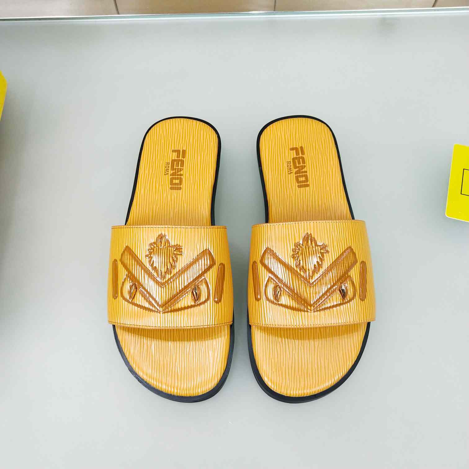 FENDI SLIPPERS 