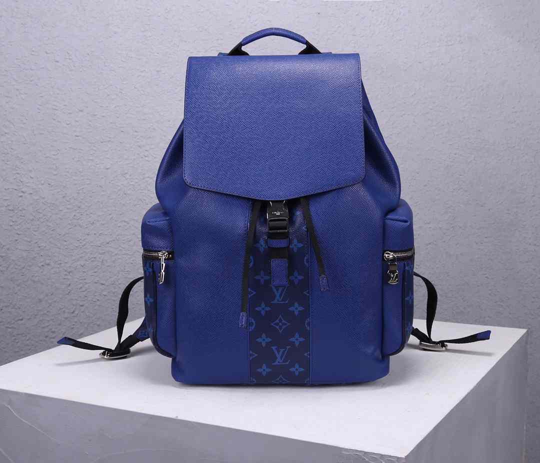 LV NEW BACKPACK TAIGARAMA OUTDOOR M30417  37x45x19CM