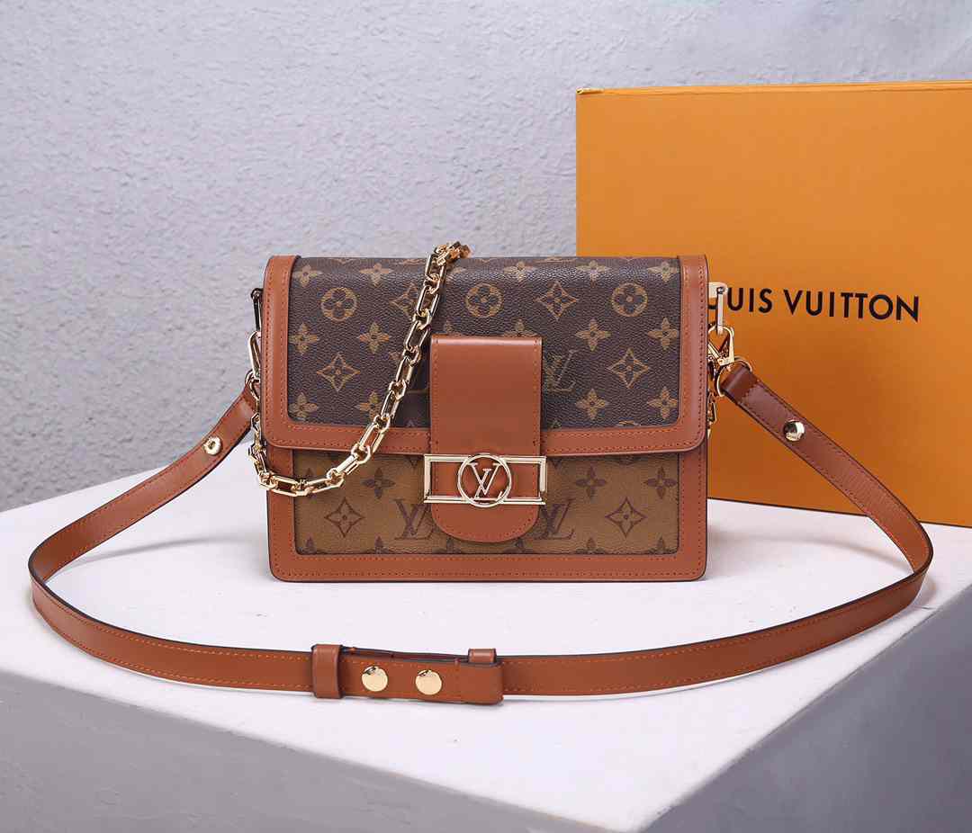 LV  Dauphine HANDBAG M44391   25x17x10.5CM 