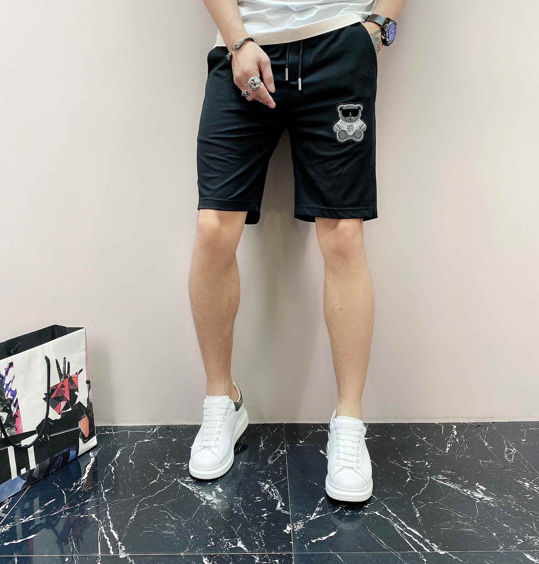 MENS SHORTS