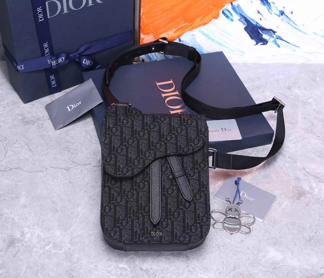 DIOR MENS BAG