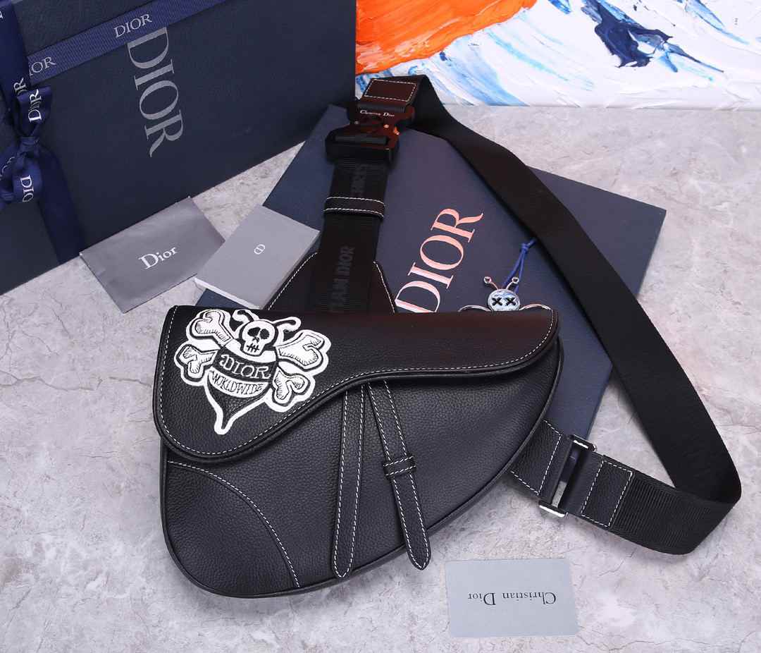 DIOR MENS BAG