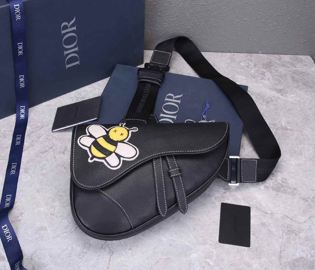 DIOR MENS BAG