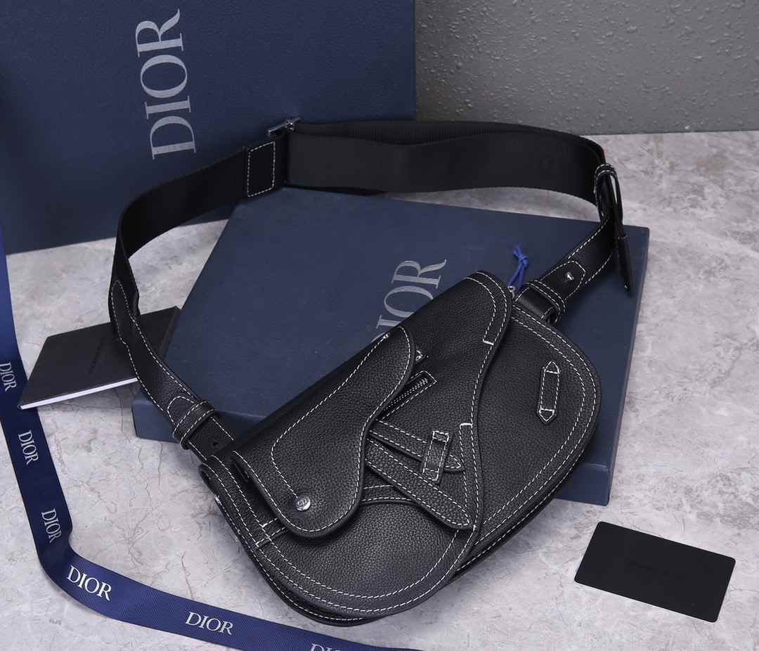 DIOR MENS BAG