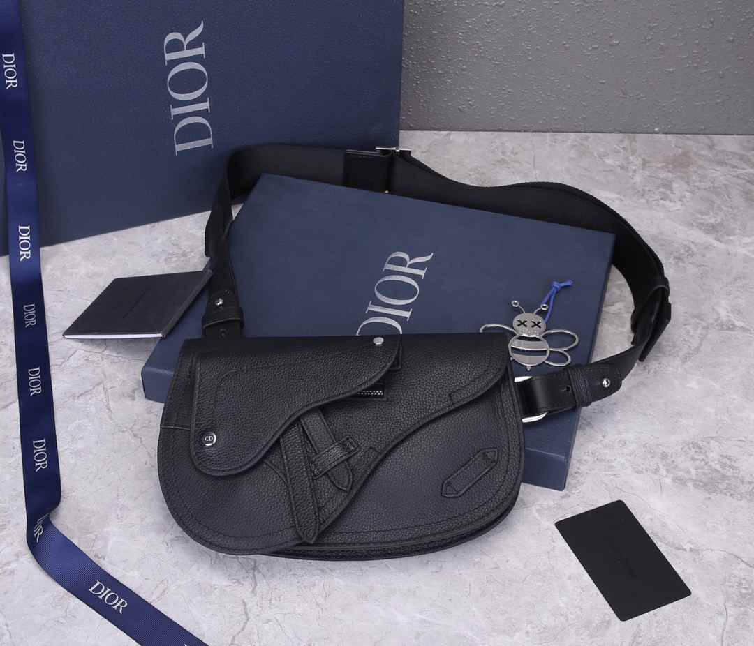 DIOR MENS BAG