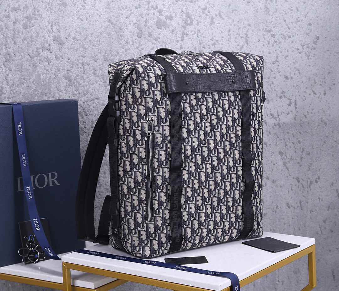 DIOR MENS BAG