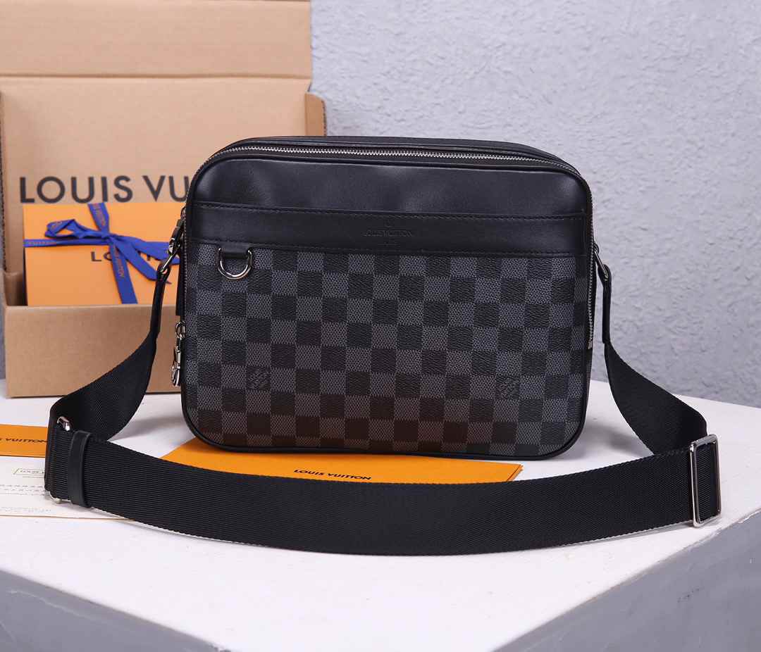 LV MENS BAG Trocadero NM N40087 29x21x8CM