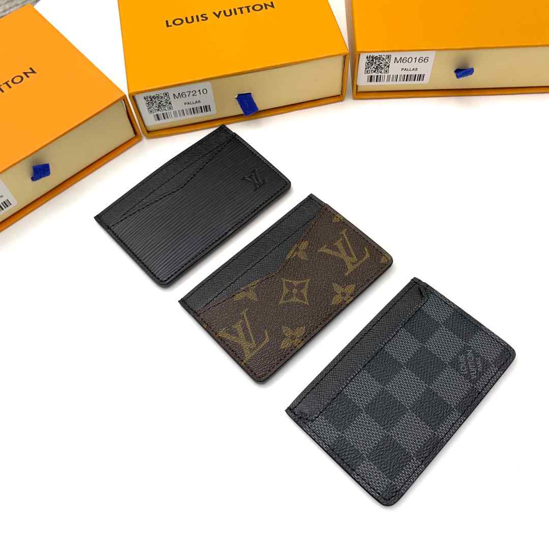 LV WALLET