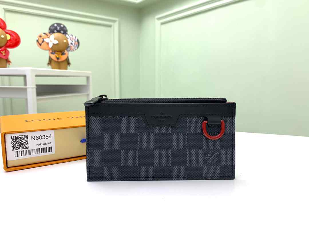 LV WALLET