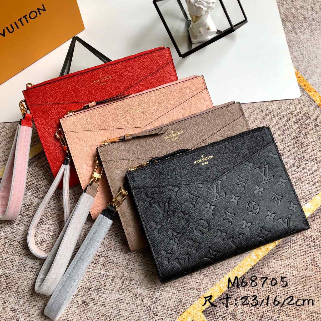 LV WALLET