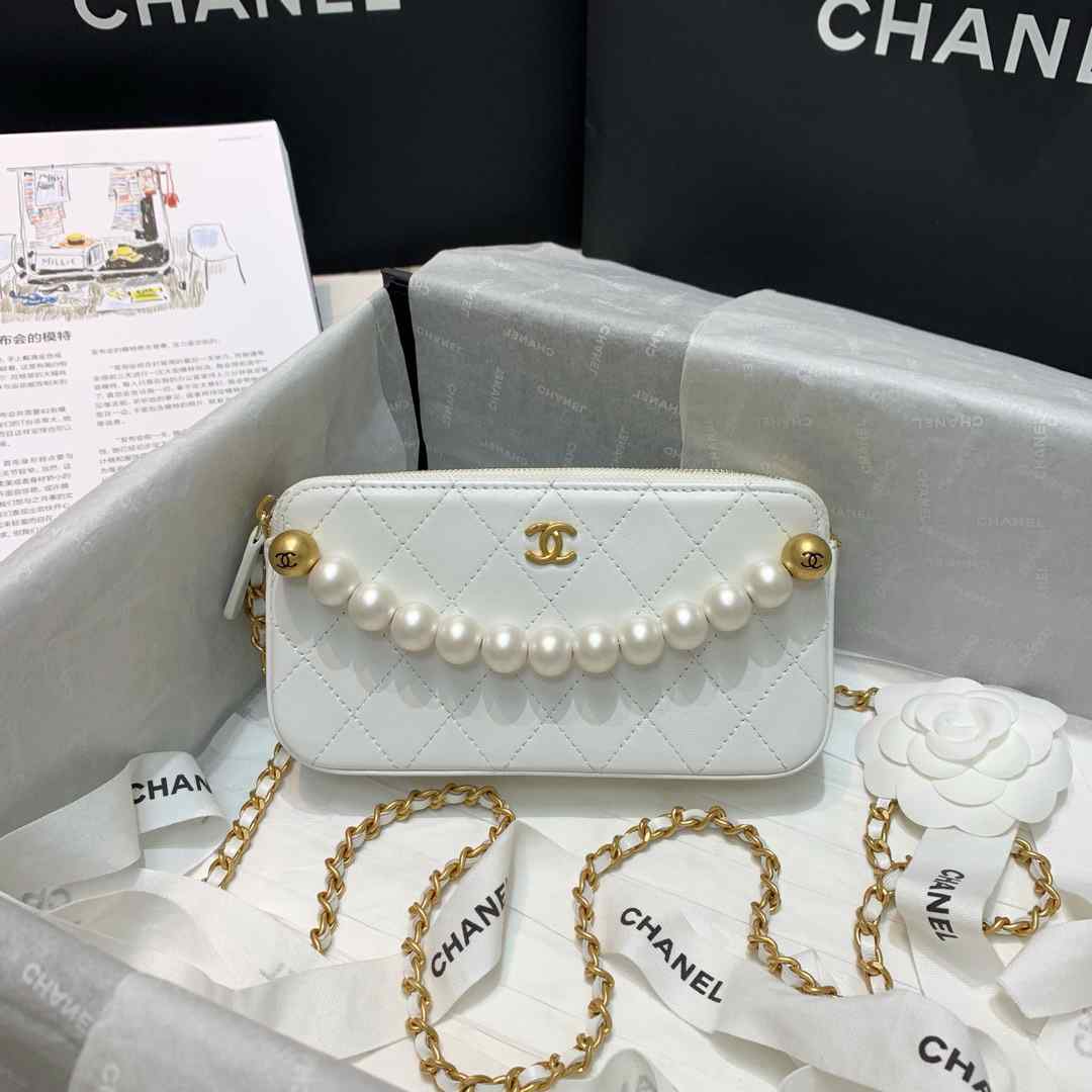 CHANEL HANDBAG