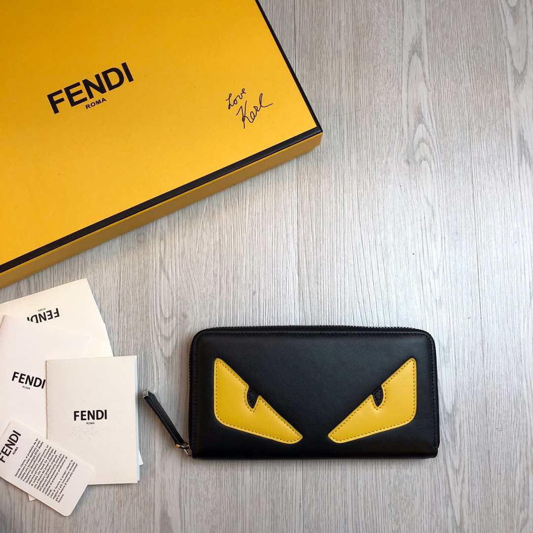 FENDI WALLET