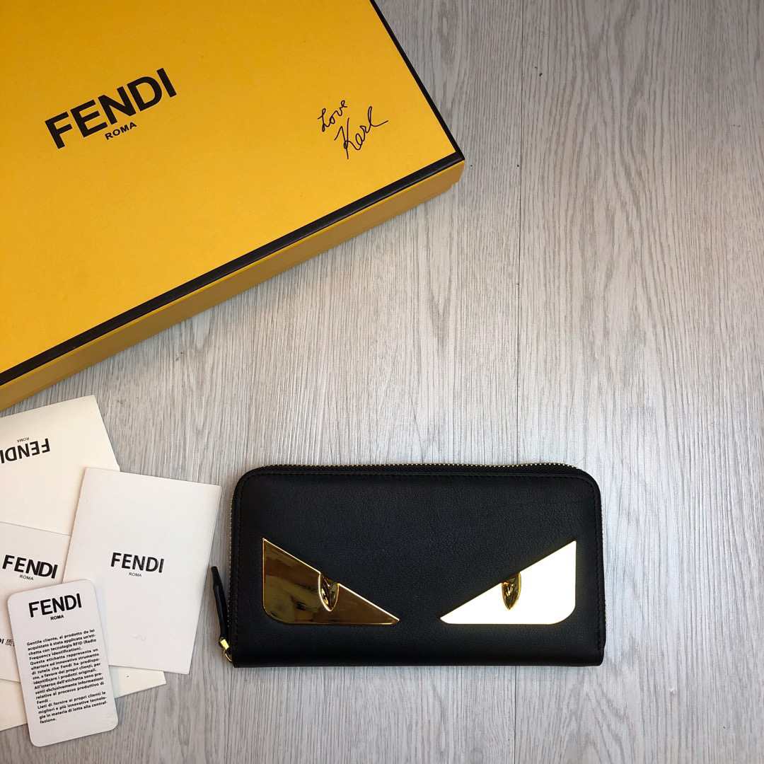 FENDI WALLET