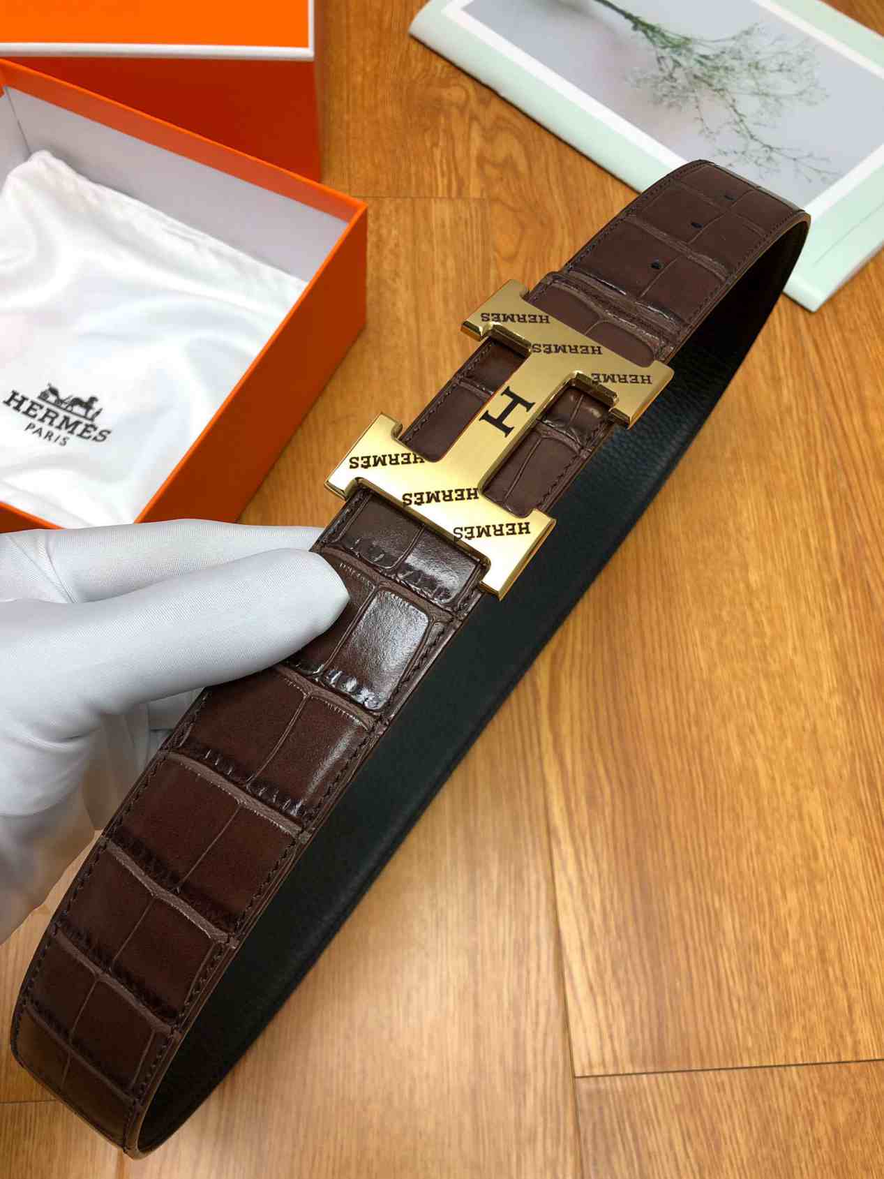 BRAND MENS BELT