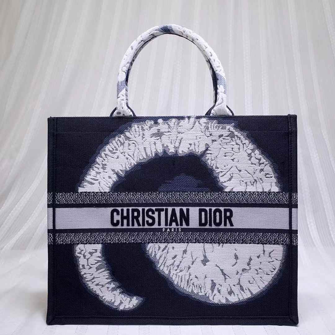 DIOR BOOK TOTE SMALL 36.5x28CM, BIG 41.5x32x5CM